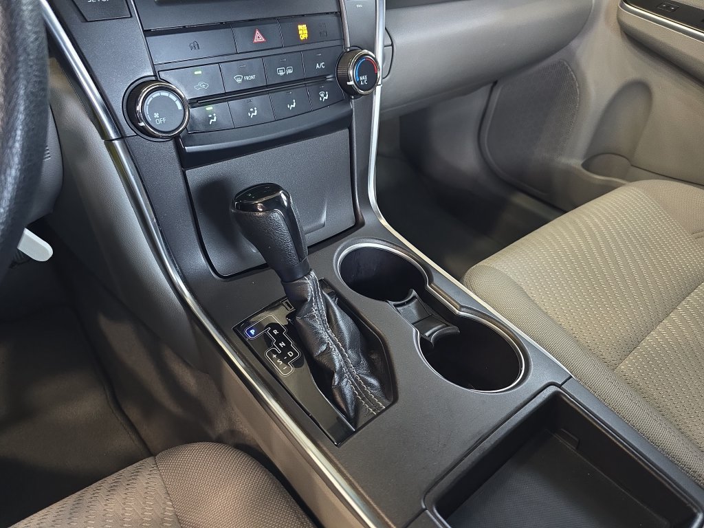 Used 2017 Toyota Camry LE FWD image 26