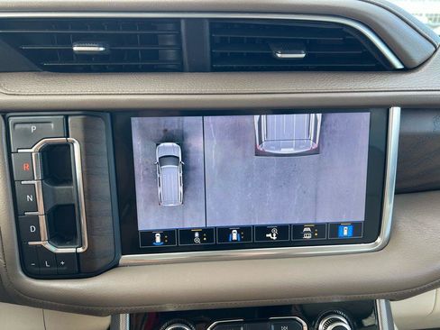 Used 2021 GMC Yukon Denali image 42