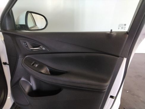 Used 2025 Buick Encore GX Preferred FWD image 37
