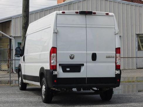 Used 2023 RAM ProMaster 2500 w/ Interior LED Lighting Group FWD image 6