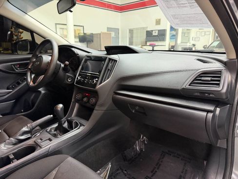 Used 2019 Subaru Impreza 2.0i AWD/4WD image 17