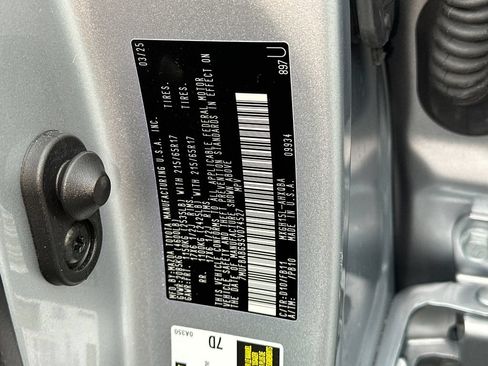 Used 2025 Toyota Corolla Cross AWD Hybrid image 33