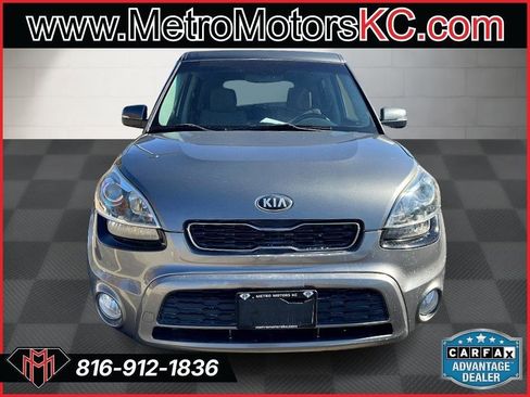Used 2013 Kia Soul ! FWD image 9