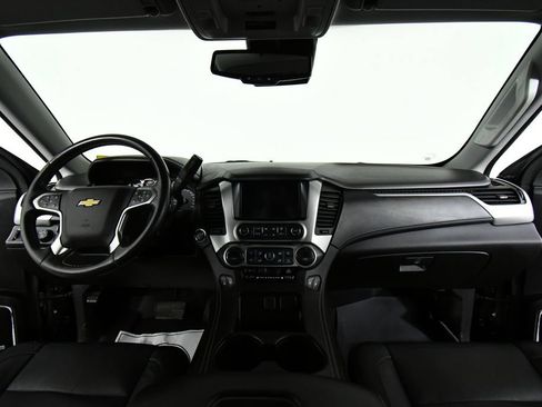 Used 2017 Chevrolet Tahoe LT w/ LT Signature Package AWD/4WD image 18