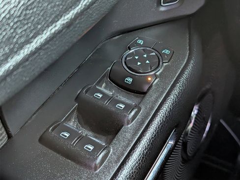 Used 2021 Ford Expedition XLT image 13