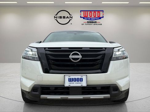 Certified 2023 Nissan Pathfinder SL w/ SL Premium Package AWD/4WD image 5