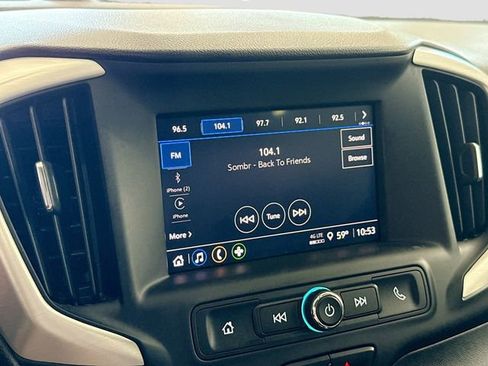 Used 2024 GMC Terrain SLE w/ Driver Convenience Package FWD image 15