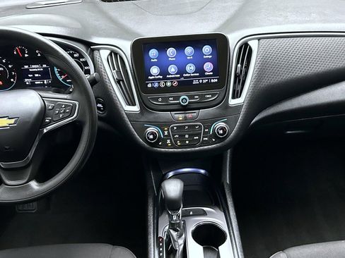 Used 2023 Chevrolet Malibu LT image 13