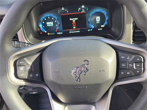 New 2025 Ford Bronco Base image 19