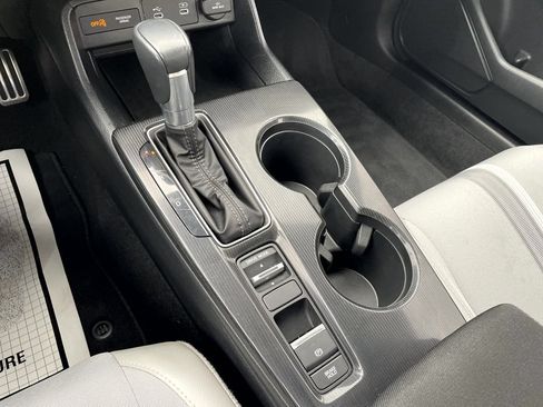 Used 2025 Honda Civic Sport image 19