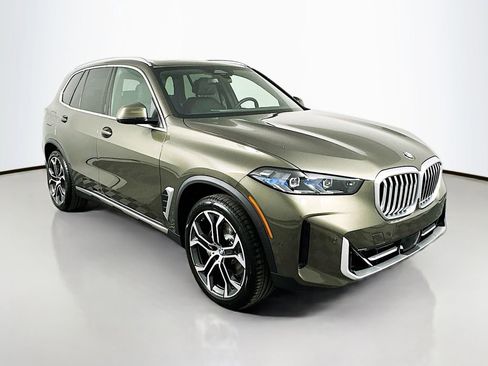 Used 2026 BMW X5 sDrive40i w/ Climate Comfort Package image 3