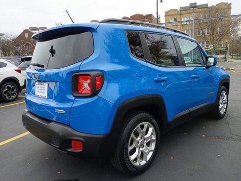 Used 2015 Jeep Renegade Latitude w/ Popular Equipment Group image 4