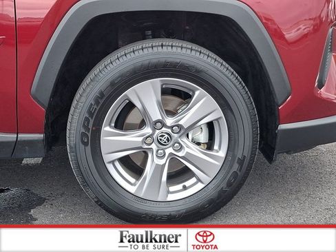 Certified 2025 Toyota RAV4 XLE AWD/4WD image 8