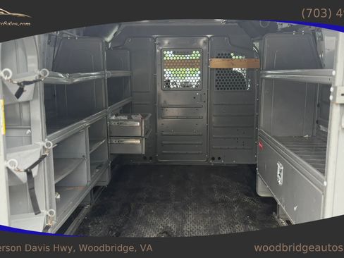 Used 2019 Ford Transit 150 130 Low Roof RWD image 27