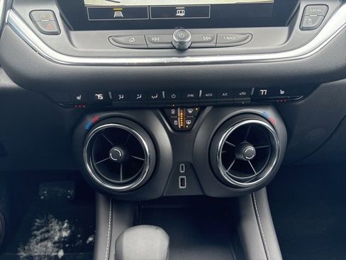 New 2026 Chevrolet Blazer LT w/ Midnight/Sport Edition image 34