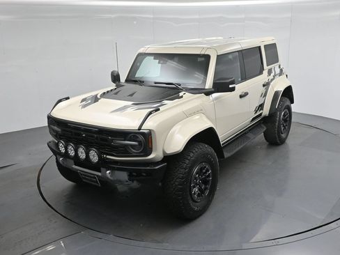 Used 2025 Ford Bronco Raptor AWD/4WD image 33