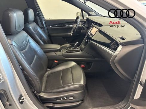 Used 2020 Cadillac XT6 Premium Luxury image 27