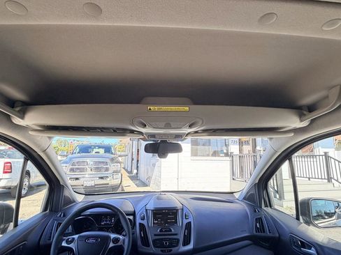 Used 2016 Ford Transit Connect XLT image 21