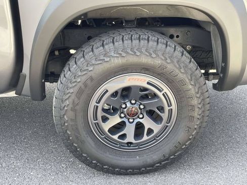 Used 2025 Nissan Frontier PRO-4X w/ Pro Premium Package AWD/4WD image 25