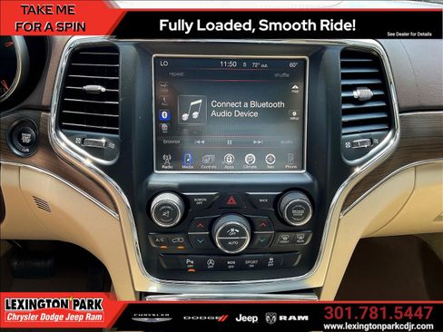 Used 2017 Jeep Grand Cherokee Overland AWD/4WD image 15
