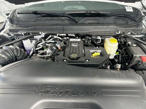 New 2026 RAM 3500 Tradesman AWD/4WD image 17