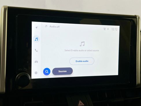 Used 2025 Toyota RAV4 XLE image 28