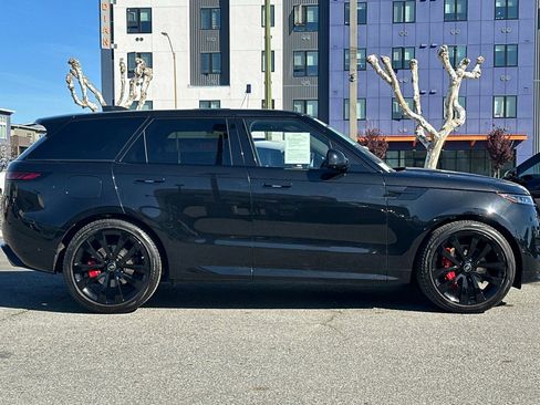 Certified 2024 Land Rover Range Rover Sport Dynamic SE image 9