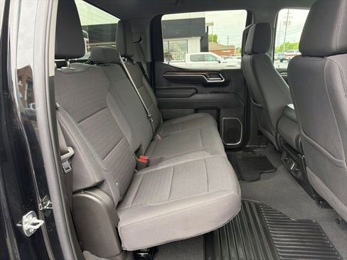 Used 2025 Chevrolet Silverado 1500 LT AWD/4WD image 16