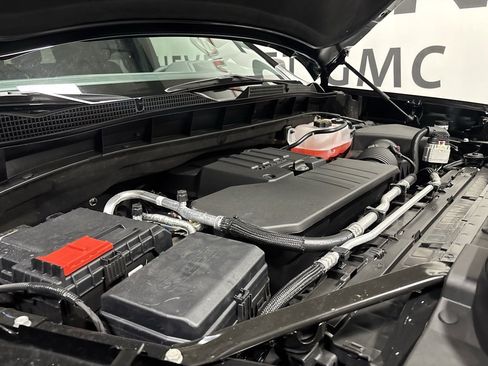 New 2026 GMC Sierra 1500 Elevation image 3