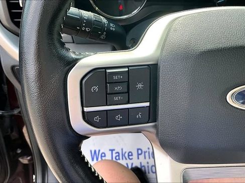 Used 2023 Ford Expedition XLT AWD/4WD image 11