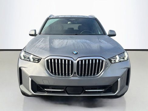 Certified 2024 BMW X5 xDrive40i w/ Premium Package AWD/4WD image 9