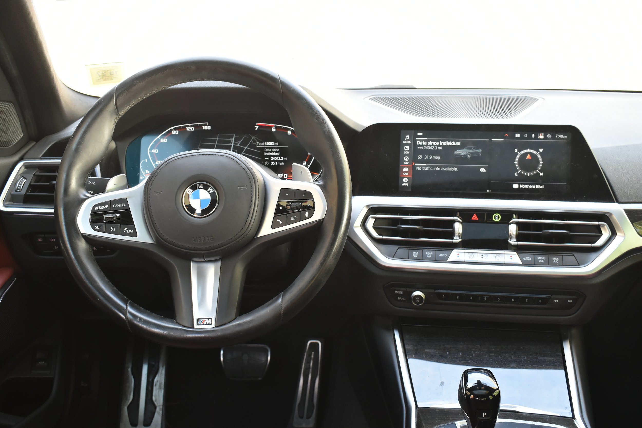 Used 2022 BMW 330i Sedan w/ M Sport Package RWD image 23
