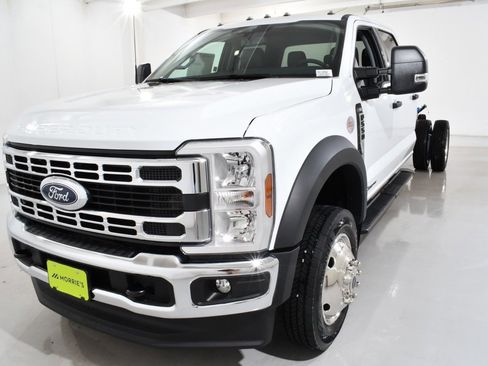 New 2026 Ford F550 4x4 Crew Cab w/ XLT Value Package image 2