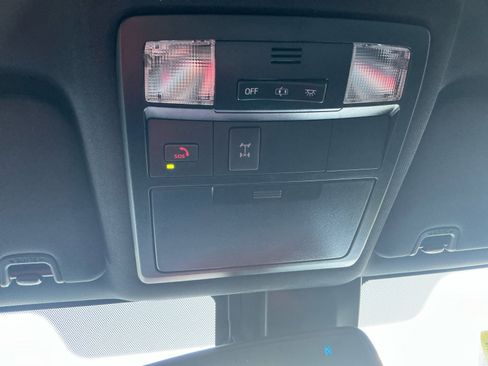 Certified 2023 Toyota Tacoma TRD Off-Road image 31