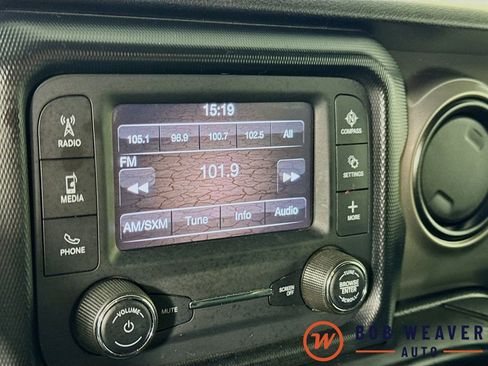 Used 2020 Jeep Gladiator Sport w/ Quick Order Package 24S image 15