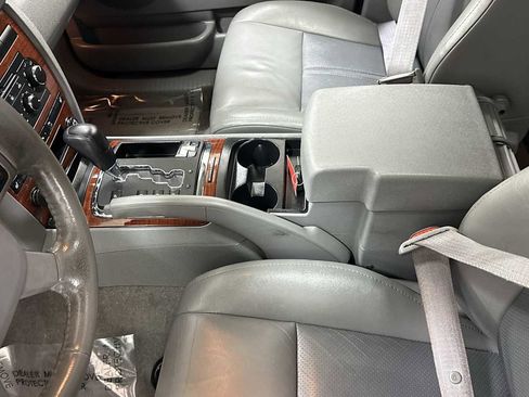 Used 2006 Jeep Grand Cherokee Limited image 21