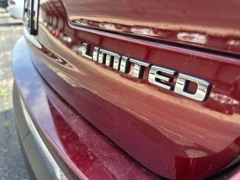 Used 2022 Jeep Grand Cherokee L Limited AWD/4WD image 13