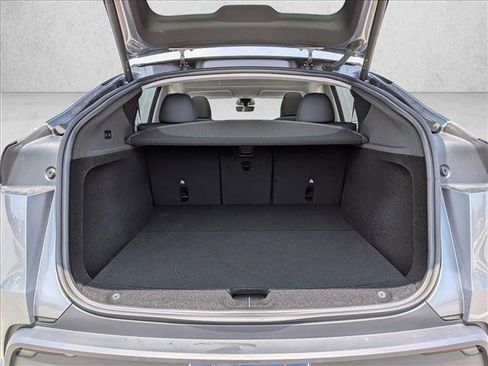 Used 2026 Tesla Model Y 2WD image 7