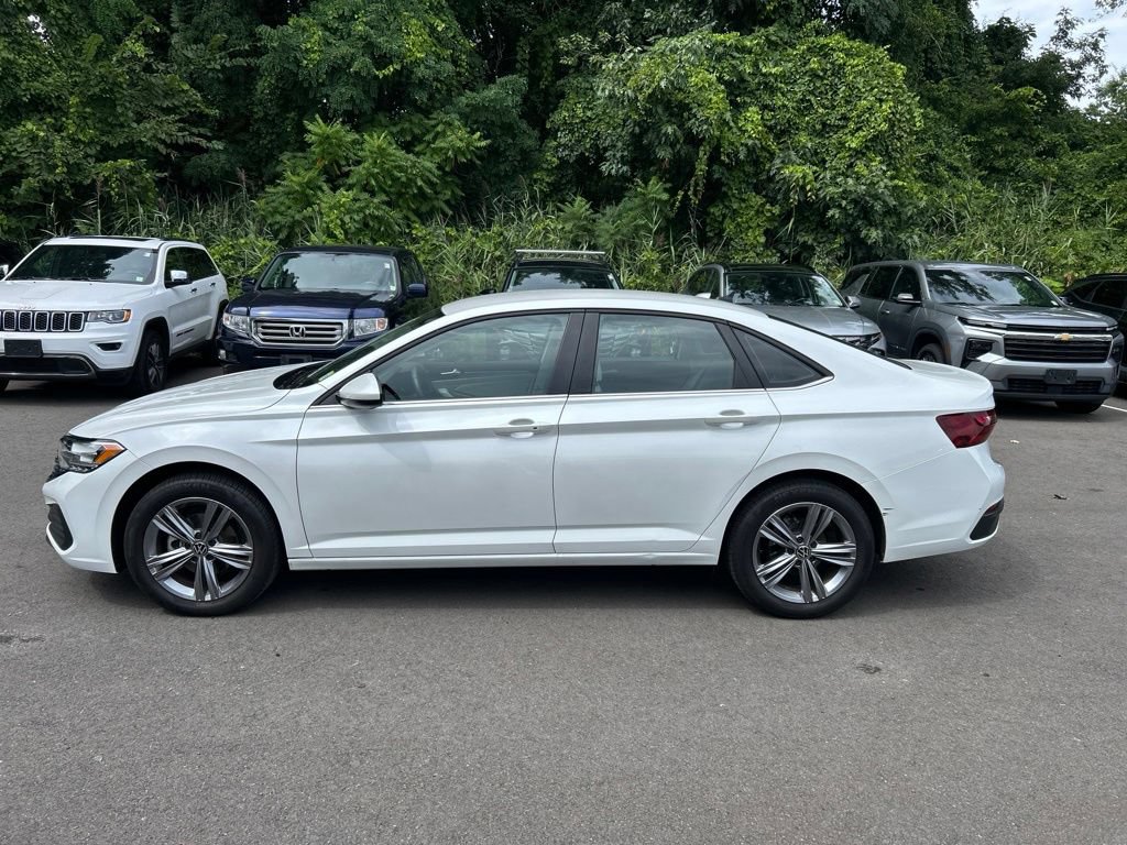 Used 2023 Volkswagen Jetta SE FWD image 8
