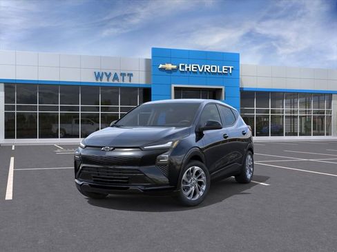 New 2027 Chevrolet Bolt LT w/ Comfort Package FWD image 9