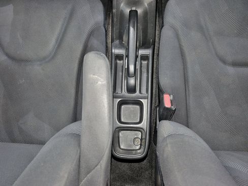 Used 2010 Honda Fit Sport image 36