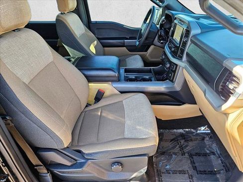 Used 2021 Ford F150 XLT image 19