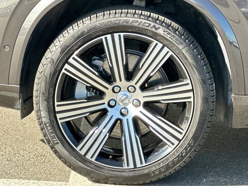 Used 2024 Volvo XC90 T8 Plus image 34