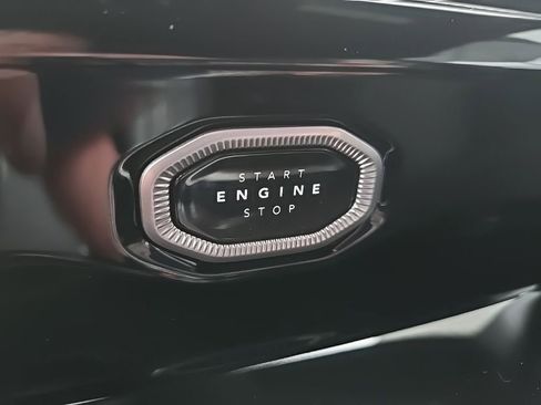 New 2026 Jeep Grand Cherokee Altitude AWD/4WD image 60