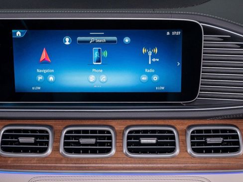 New 2026 Mercedes-Benz GLS 580 4MATIC image 20