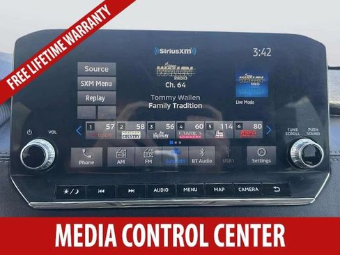 Used 2022 Mitsubishi Outlander SE AWD/4WD image 8