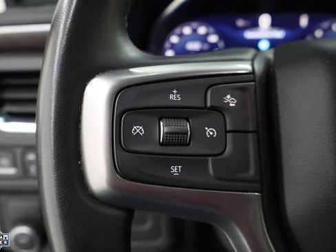 Used 2024 Chevrolet Suburban LT image 14