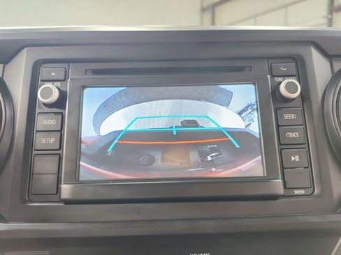 Used 2019 Toyota Tacoma SR w/ SR Convenience Package AWD/4WD image 27