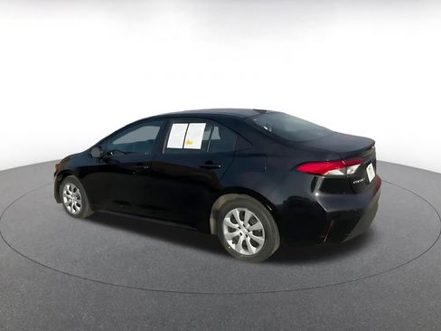 Used 2023 Toyota Corolla LE image 10