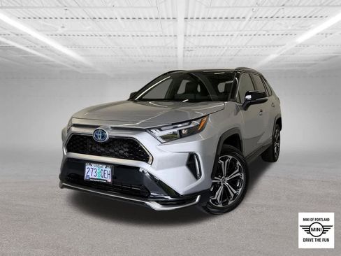 Used 2024 Toyota RAV4 XSE w/ Weather Package AWD/4WD image 1